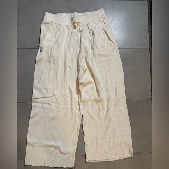 Cream Hooded Sweatsuit Set - Picture 11 of 13